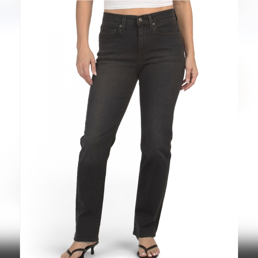 Levis 724 High Rise Slim Straight Leg NWT